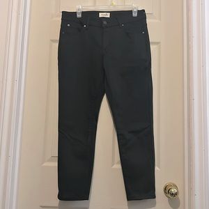 Bootlegger black size 30 capris